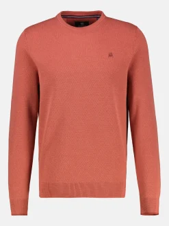 Leichter Strickpullover mit schmaler Rippstruktur