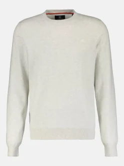 Lässiger Flachstrickpullover