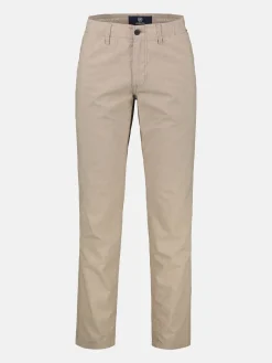 Sommerliche Chino mit Leinenanteil, RELAX FIT