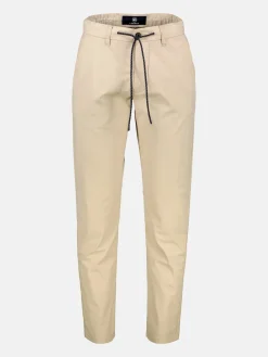 Sommerliche Chino, ultra leicht und schnelltrocknend, RELAX FIT