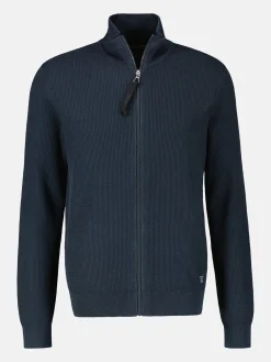 Strickjacke in Strukturqualität